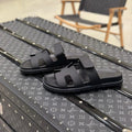 Black Chypre Sandal