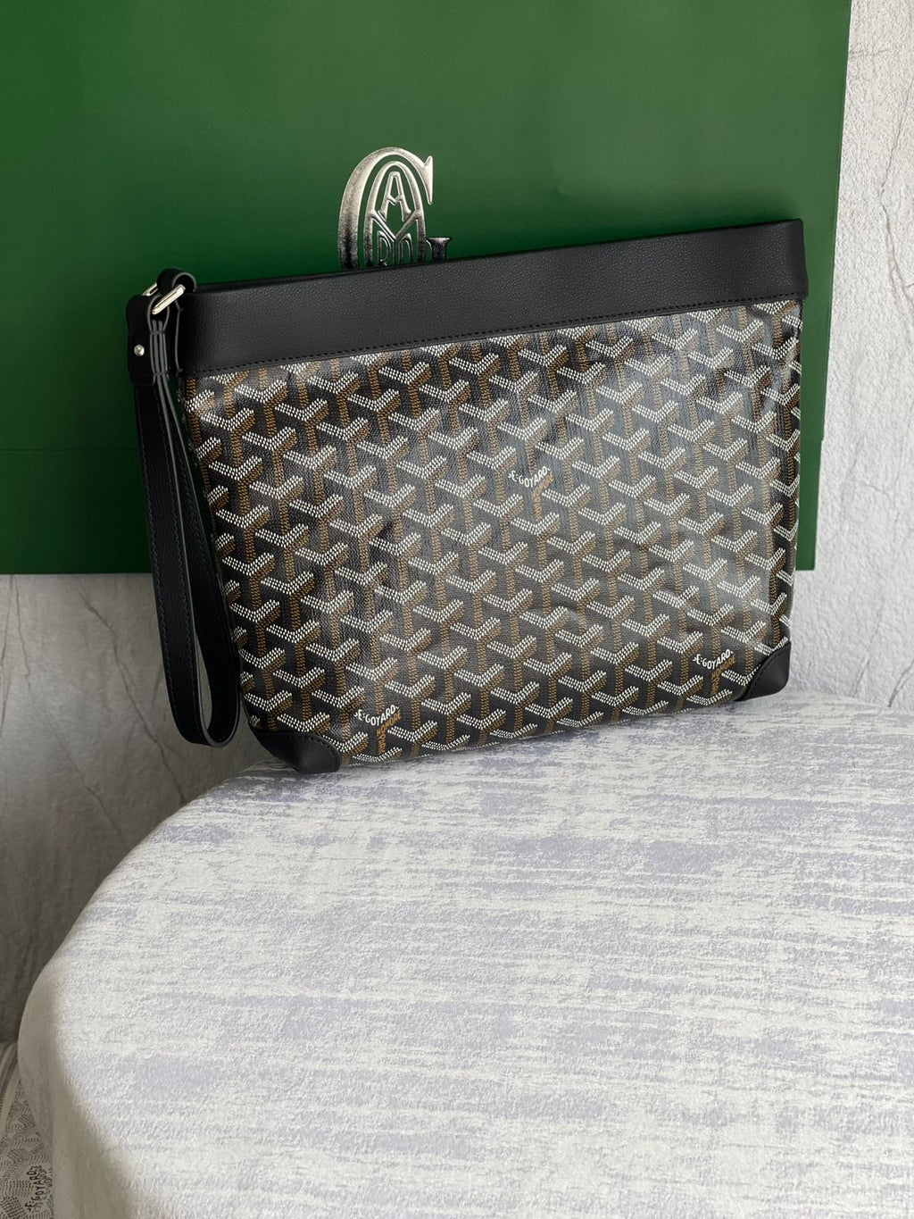 Black Senat Wristlet pouch