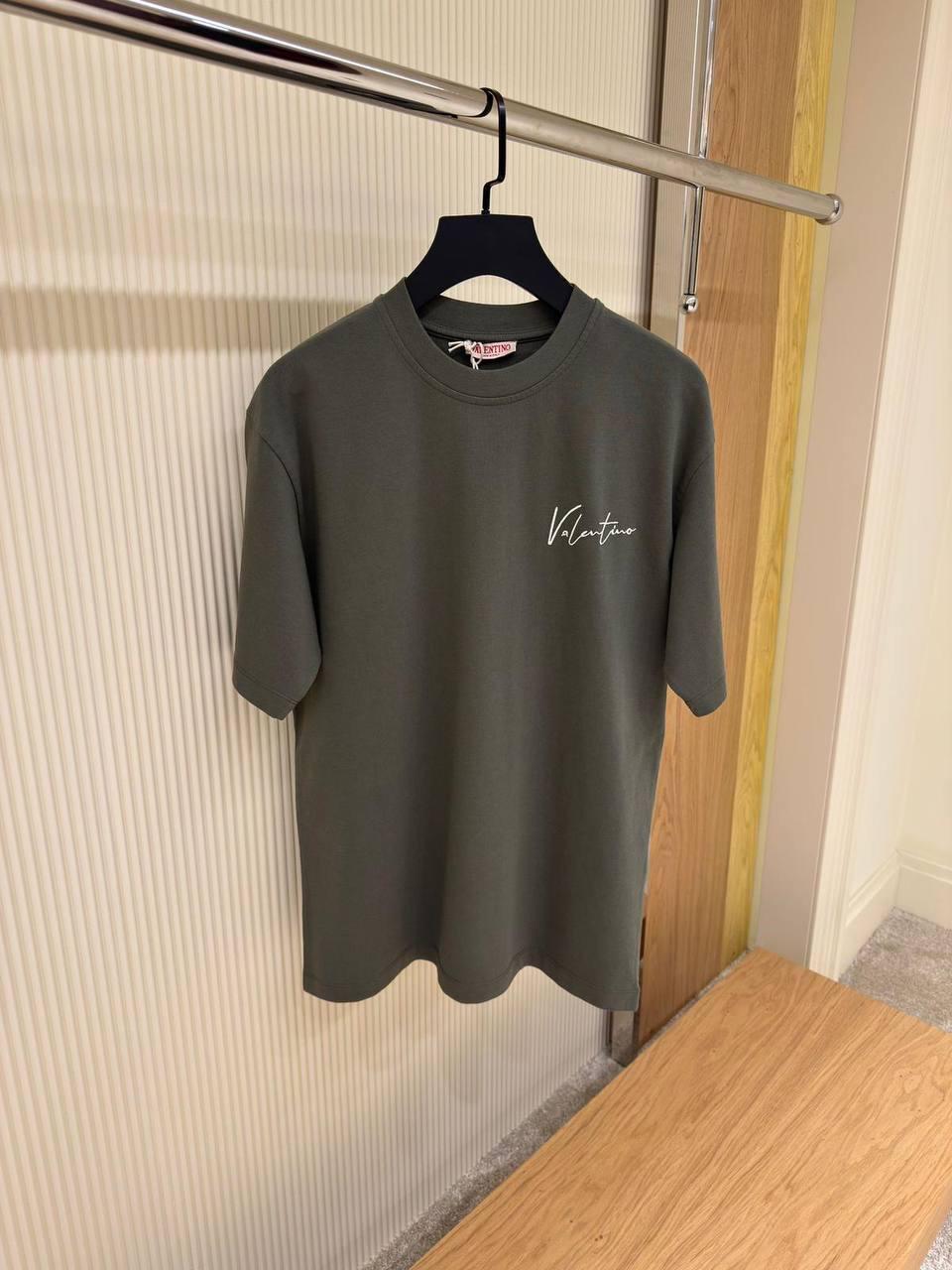 Green VLogo Signature T-Shirt