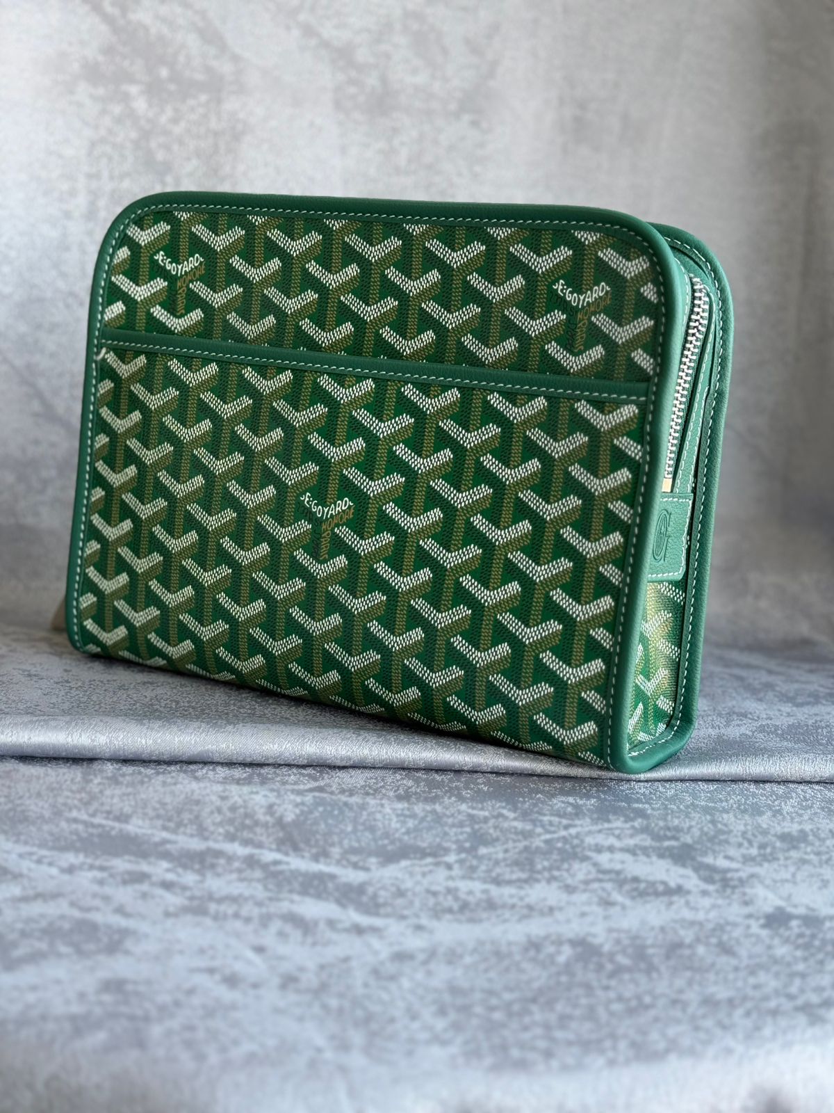 Red Jouvence Pouch